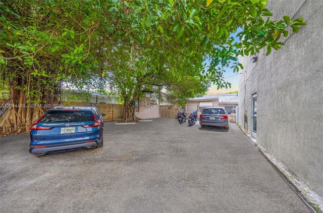 1521 SW 7th Street, Miami, FL 33135
