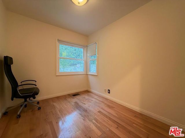 3323 Reta Street, La Crescenta, CA 91214