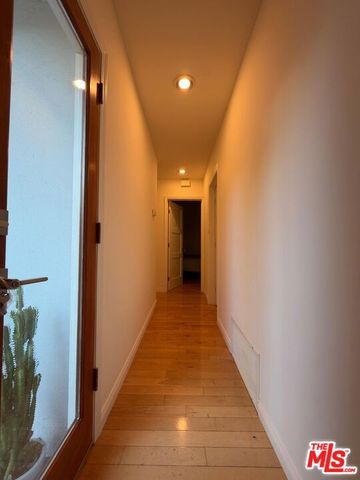 3323 Reta Street, La Crescenta, CA 91214