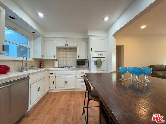 3323 Reta Street, La Crescenta, CA 91214