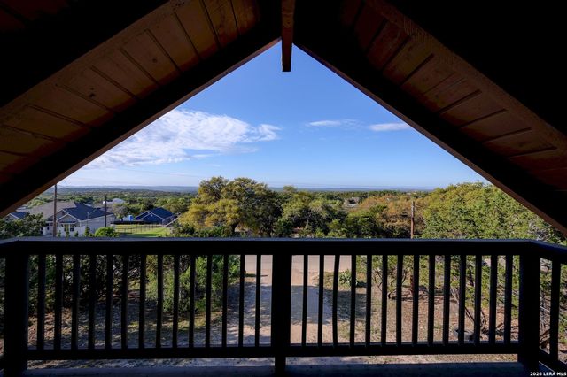 1125 HIGH POINT LN, Spring Branch, TX 78070