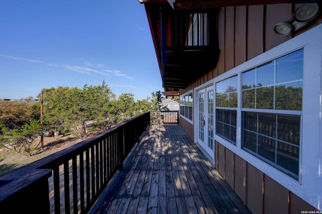 1125 HIGH POINT LN, Spring Branch, TX 78070