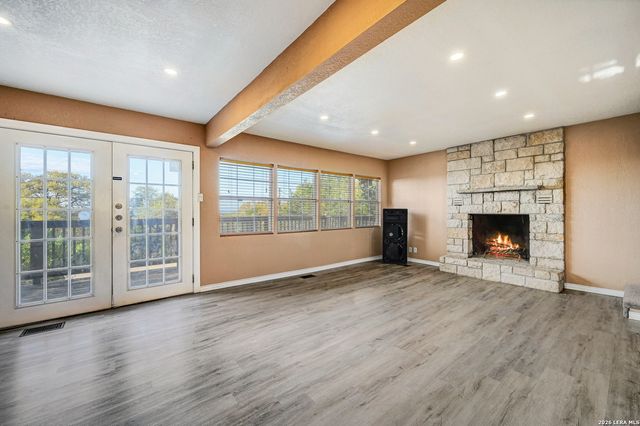 1125 HIGH POINT LN, Spring Branch, TX 78070