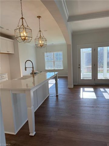 117 Lovefeast Drive, Advance, NC 27006