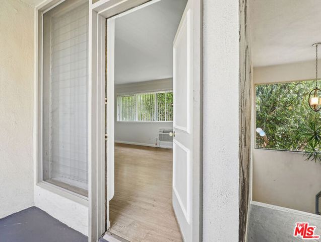 1520 N Hayworth Avenue 17, Los Angeles, CA 90046
