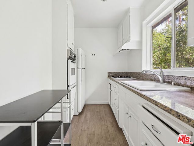 1520 N Hayworth Avenue 17, Los Angeles, CA 90046