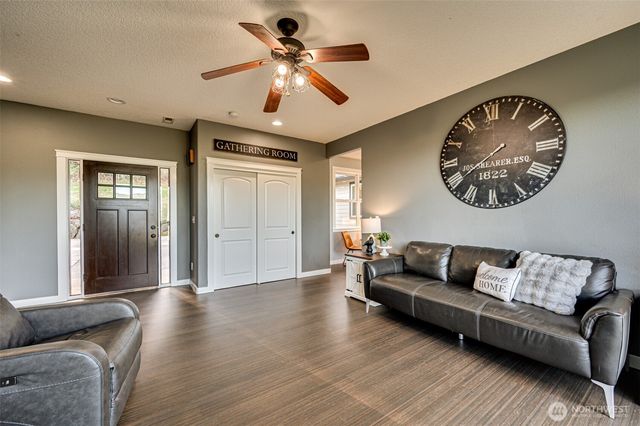 3900 NE 425th Street, Woodland, WA 98674