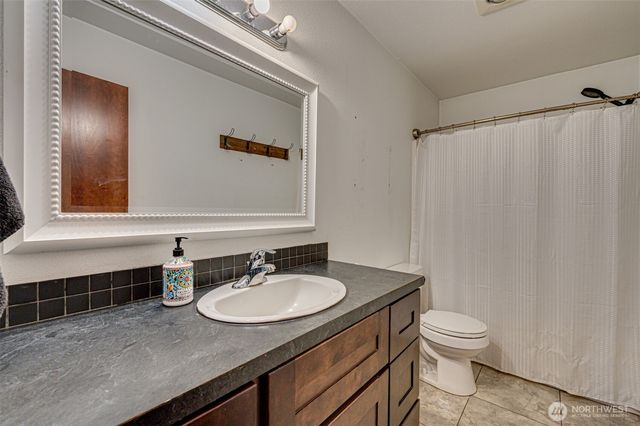 3900 NE 425th Street, Woodland, WA 98674