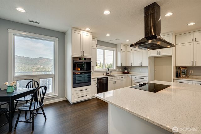 3900 NE 425th Street, Woodland, WA 98674