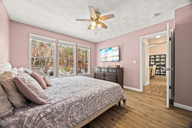 16 Paulette Ter, Plymouth, MA 02360