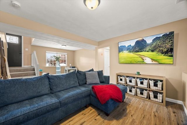 16 Paulette Ter, Plymouth, MA 02360