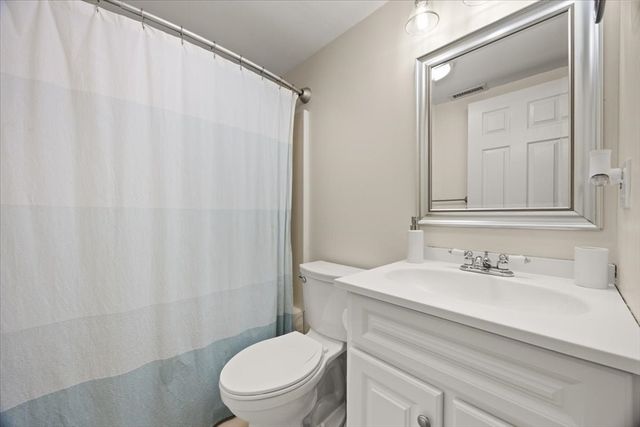 16 Paulette Ter, Plymouth, MA 02360