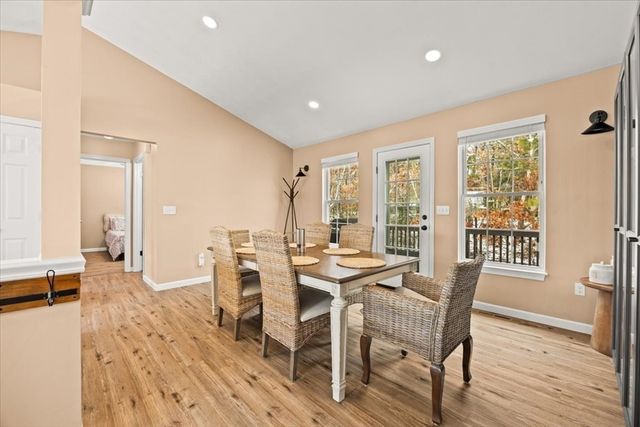 16 Paulette Ter, Plymouth, MA 02360