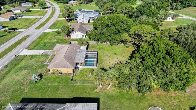 400 Spring Lake Boulevard, Sebring, FL 33876