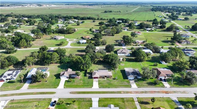400 Spring Lake Boulevard, Sebring, FL 33876