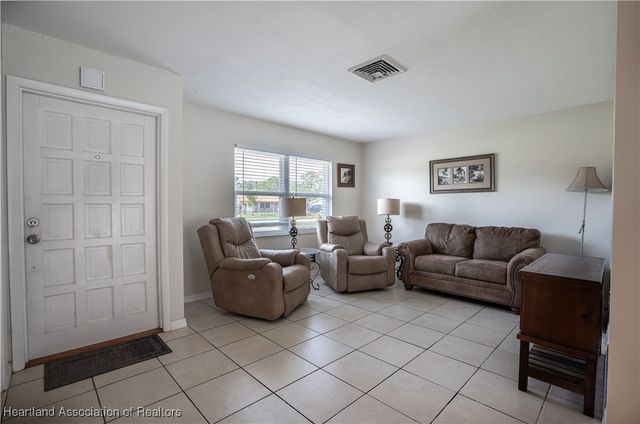 400 Spring Lake Boulevard, Sebring, FL 33876