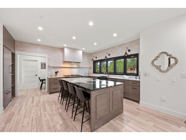 1118 Ravenwood Rd, Boulder, CO 80303