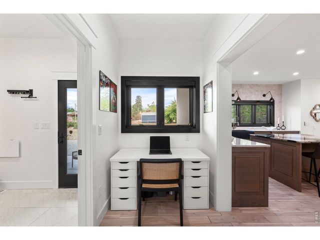 1118 Ravenwood Rd, Boulder, CO 80303