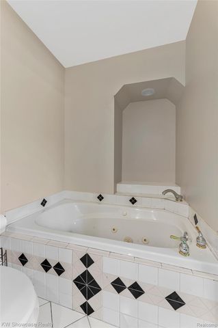 29230 Greening Street, Farmington Hills, MI 48334