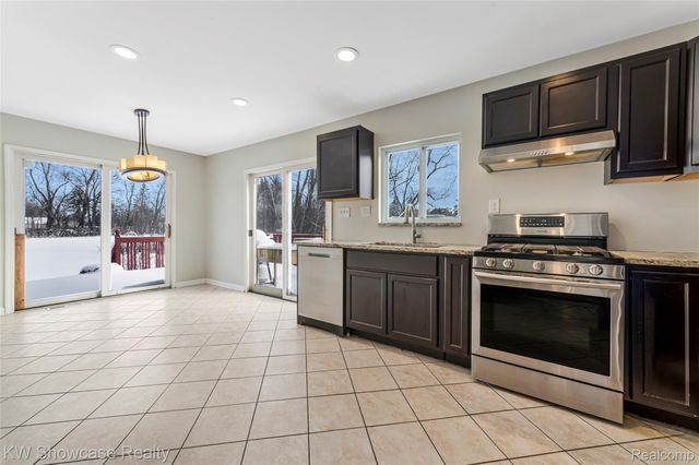 29230 Greening Street, Farmington Hills, MI 48334