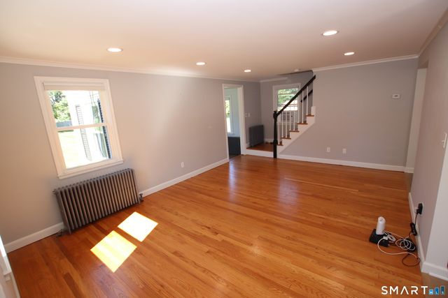112 Pratt Street, Glastonbury, CT 06033