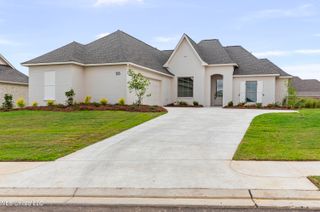 135 Hunters Way, Canton, MS 39046