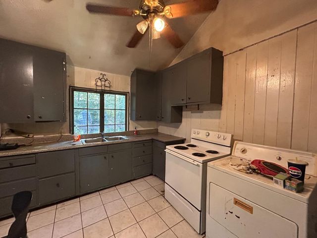 12715 Irwin Way, Boulder Creek, CA 95006