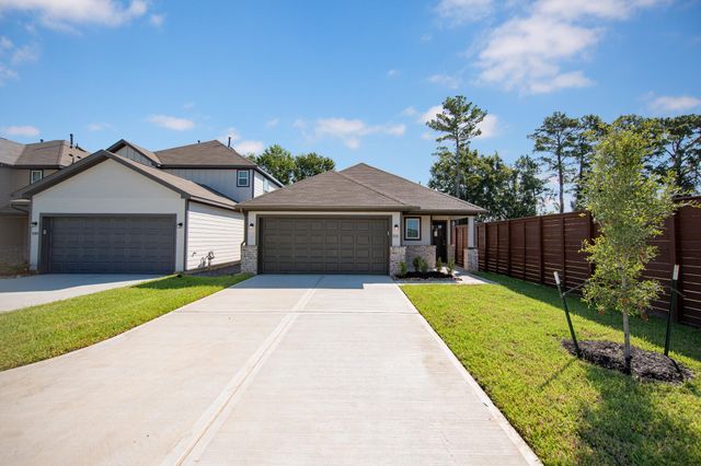 2111 Oakwood Terrace Drive, Houston, TX 77090