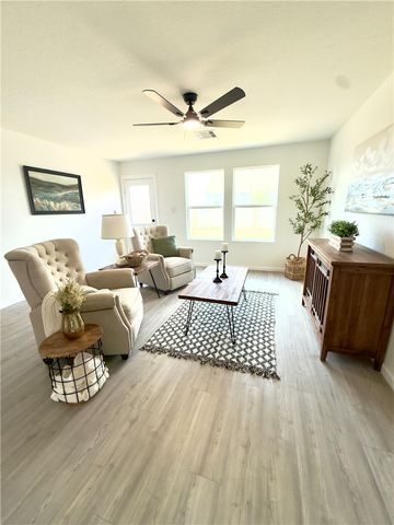 3221 Wrangler St, Robstown, TX 78380