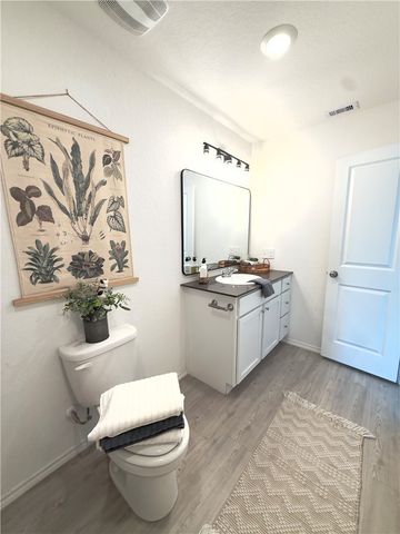 3221 Wrangler St, Robstown, TX 78380