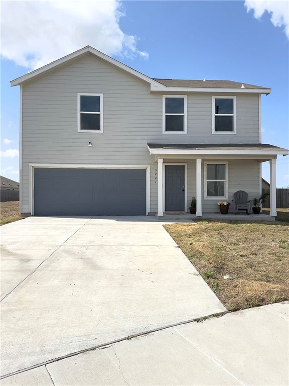 3221 Wrangler St, Robstown, TX 78380