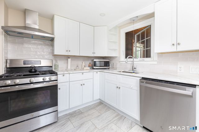 48 Whitney Street, East Hartford, CT 06118