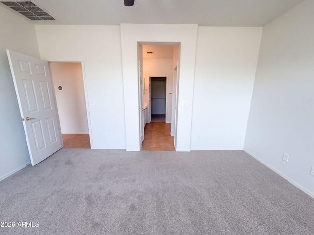 2464 W WARREN Drive, Anthem, AZ 85086