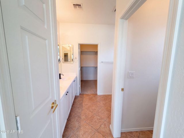 2464 W WARREN Drive, Anthem, AZ 85086