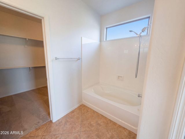 2464 W WARREN Drive, Anthem, AZ 85086