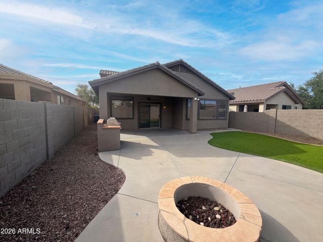 2464 W WARREN Drive, Anthem, AZ 85086