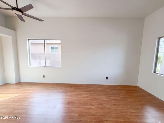 2464 W WARREN Drive, Anthem, AZ 85086