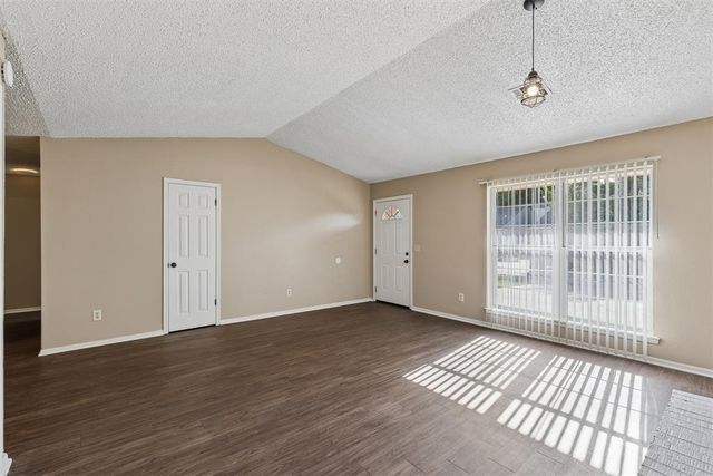 119 Woodman Drive, Midwest City, OK 73110