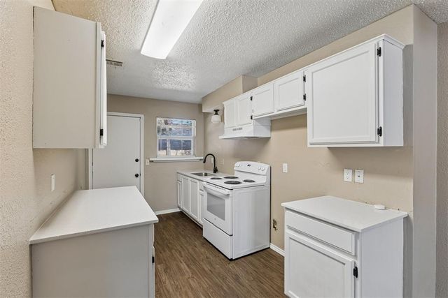 119 Woodman Drive, Midwest City, OK 73110