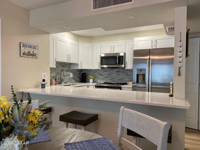 3051 S Atlantic Ave Apt 602, Daytona Beach Shores, FL 32118