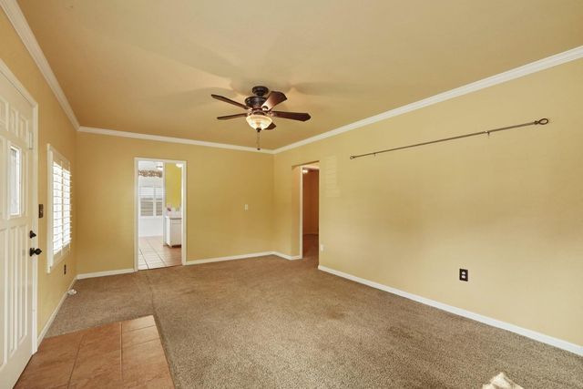 13710 E Church St, Lockeford, CA 95237