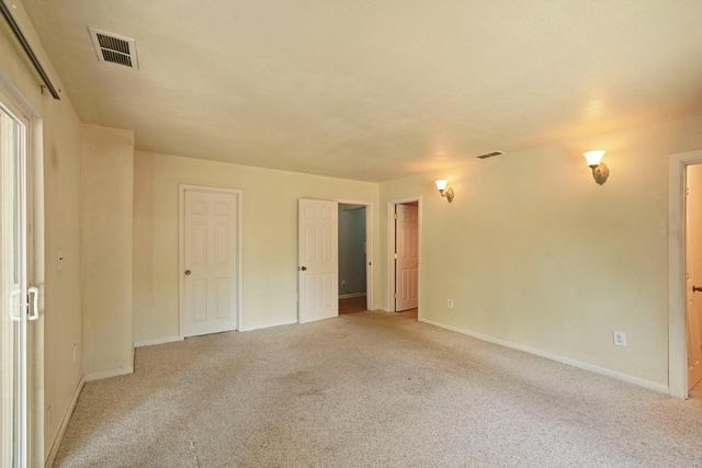 13710 E Church St, Lockeford, CA 95237