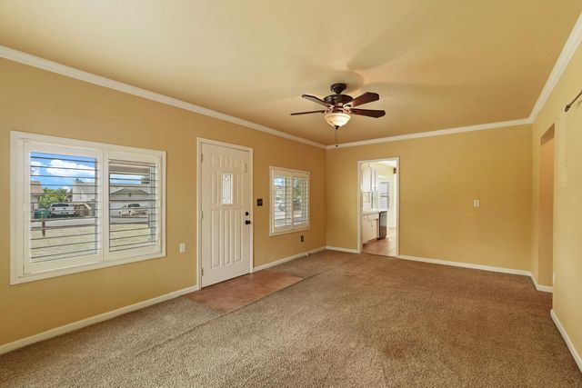 13710 E Church St, Lockeford, CA 95237