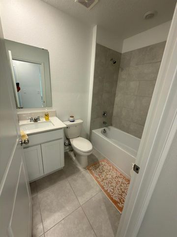 4403 Twisted Twig Bend, Kissimmee, FL 34746