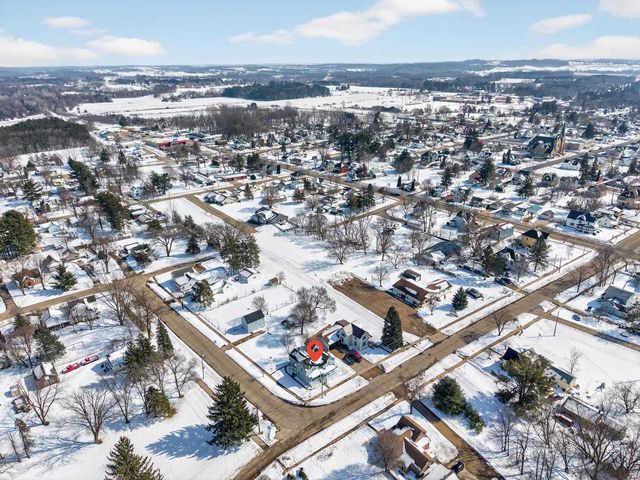 210 N Farmer Street, Princeton, WI 54968