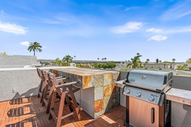 4083 Lamont Street, San Diego, CA 92109