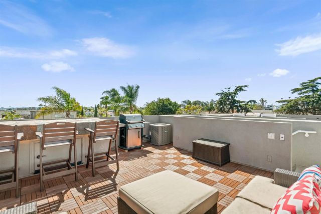 4083 Lamont Street, San Diego, CA 92109