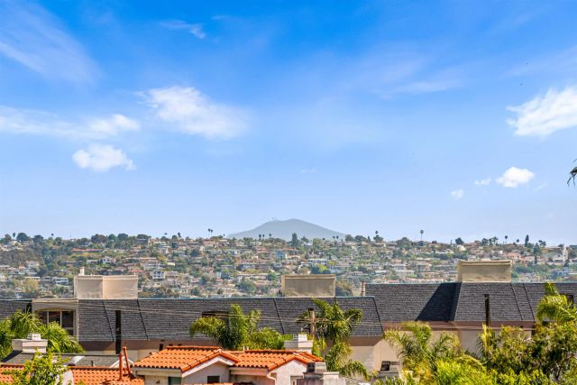 4083 Lamont Street, San Diego, CA 92109