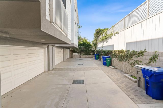 4083 Lamont Street, San Diego, CA 92109