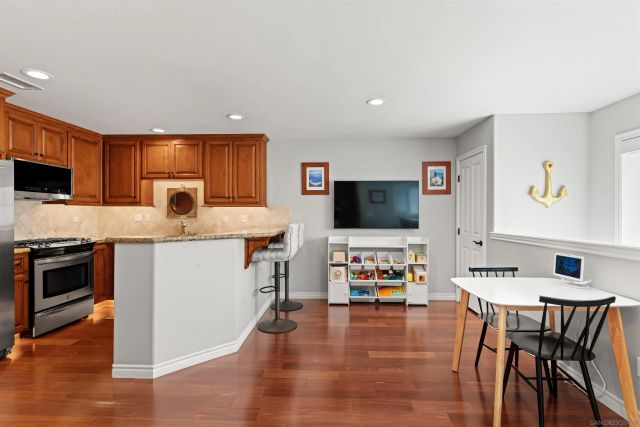 4083 Lamont Street, San Diego, CA 92109